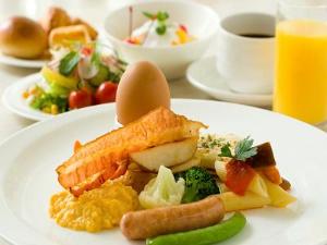 【朝食バイキング】シェフ自慢のお料理をお好きな分だけ♪