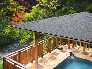 白鷺の湯（露天風呂、紅葉）