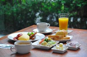 朝食