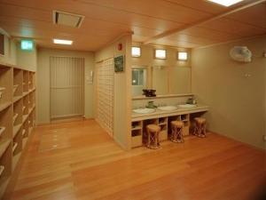 聚楽の湯　脱衣場