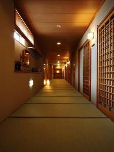 全館畳敷き　廊下