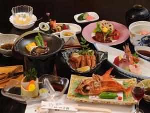 輝-かがやき-の膳　鮑舞踊り焼き付