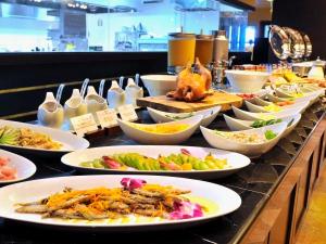 【朝食ビュッフェ】新鮮な沖縄素材を使用した朝食をご堪能下さい。