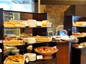 ファンの多いシェフ自慢のホテルメイドのパン。毎朝焼立てをご用意しております。