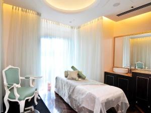 〜エステ シングルルーム〜プライベート空間で本物のアロママッサージをご堪能ください。