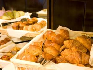 ファンの多いシェフ自慢のホテルメイドのパン。毎朝焼き立てをご用意しております。