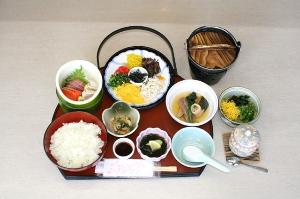 鶏飯ご膳２，０００円（前日までの予約制）