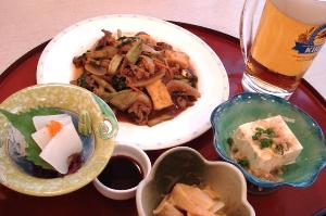 晩酌セット（飲み物とセットで１，３８０円）
