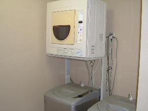 有料の洗濯機、乾燥機コーナーの一例