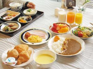 朝食
