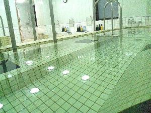 男女入替制サウナ付き大浴場