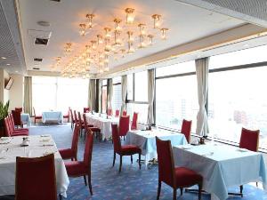 朝食会場は、眺めの良い９階展望レストランです。
