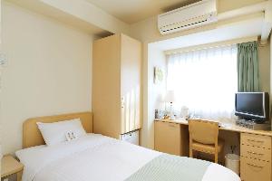 シングルルーム　お部屋によって配置が違う場合がございます。