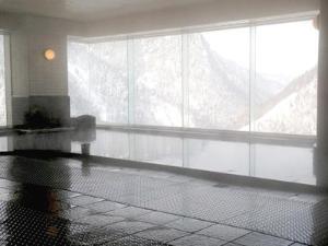 【冬】大雪の湯