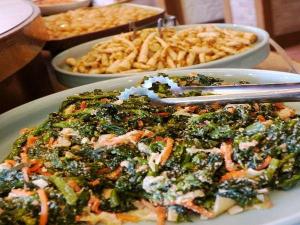 【朝食バイキング一例】