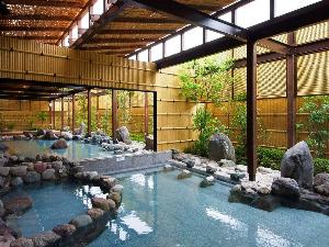 「いずみの湯」露天風呂
