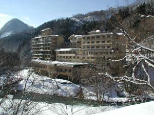 おいしい澄んだ空気の中、露天風呂から白銀の山々など雪見露天を楽しむ事ができる。