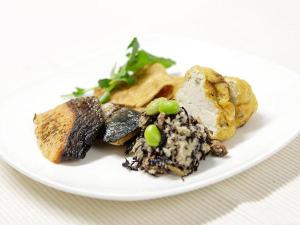 朝食ブッフェ盛り付け例（和食）