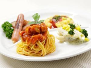 朝食ブッフェ盛り付け例（洋食）