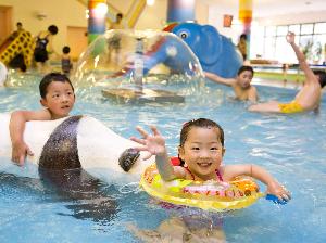 お子様用の水深50cmプールもございますので、プールデビューにもお勧め【プール】