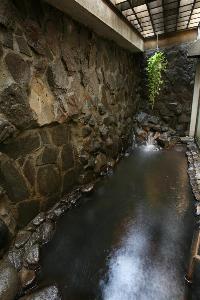 岩風呂風露天風呂