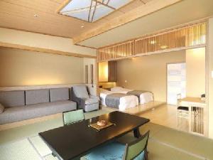 【別館】和洋室　一例／阿寒湖を望む、高層階の和洋室です。阿寒の四季をお愉しみください。