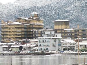 雪景色：望湖楼