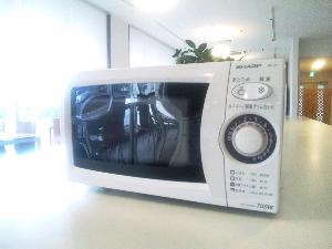 電子レンジご利用いただけます（ロビー）