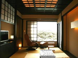 8帖客室『趣（おもむき）』