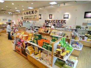 【売店】お菓子や雑貨、豊富な種類についつい買いすぎちゃう！