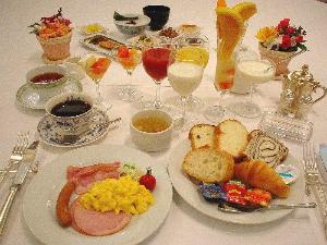 全50種以上の和洋バイキング朝食（盛付例）