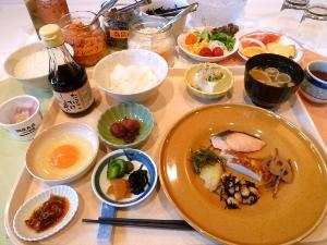 卵かけご飯が大人気！朝食盛付例 和食編