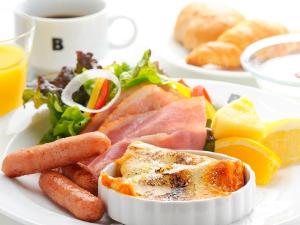 朝食ビュッフェ（イタリアンレストランならではの「ラザニア」も登場）