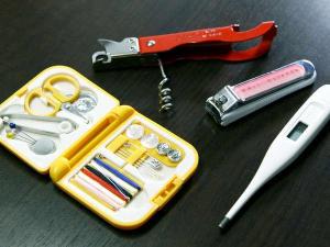×【無料貸出】爪切り・栓抜き・体温計・ソーイングセット ※数に限りがございます