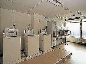 【コインランドリー】長期滞在の強い味方（有料）