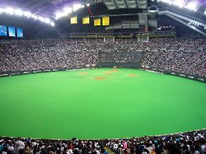 札幌ドームへも地下鉄１本で行ける便利さ☆