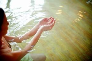 滑らかな湯質は美肌効果抜群♪