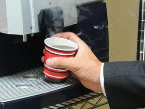 ウェルカムコーヒーをご用意しております。（15：00〜24：00・6：30〜10：00）