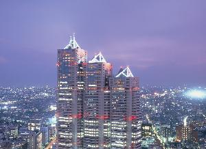 外観(夜)