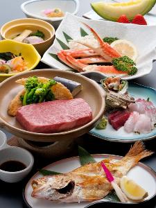 島根の豊富な海の幸　やわらかいお肉などをたっぷりお召し上がりください