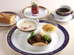 【ガーデンラウンジ】プレートランチ（イメージ）