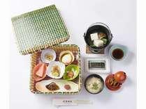 目にも舌にも楽しい朝食。