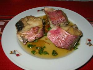南の島のお魚《ハターシ（熱帯魚）》の塩煮。美味しそう♪