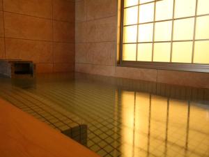 貸切家族風呂“なごみ湯”とっても広い湯舟