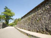 【人吉城跡】建物は残っていませんが、石垣の迫力は想像以上のものです。