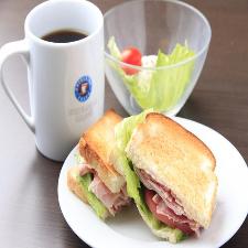朝食（イメージ）