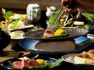 名物“白老牛”はサッと焼くと口で溶けるやわらかさ