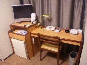 【デスク】ビジネス利用に使いやすいデスク、ＬＡＮ接続無料設備