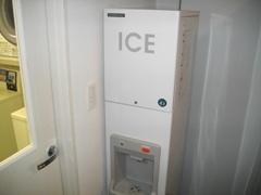 製氷機は無料です