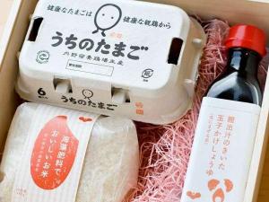 オリジナルのたまごかけごはんセット（1,800円）お土産にどうぞ